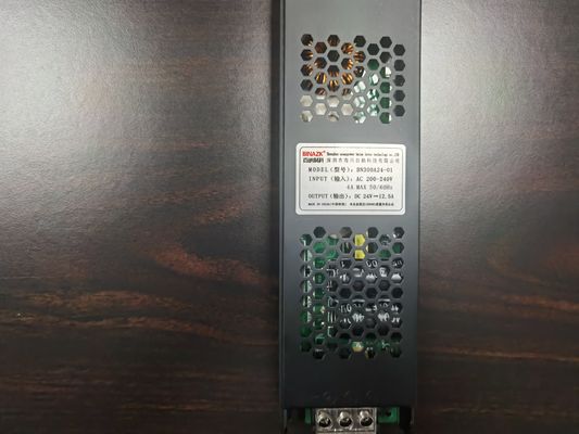 Wasserdichtes Aluminiumgehäuse Stromversorgung Goldes Regendichtes Ladegerät 12V DC IP67