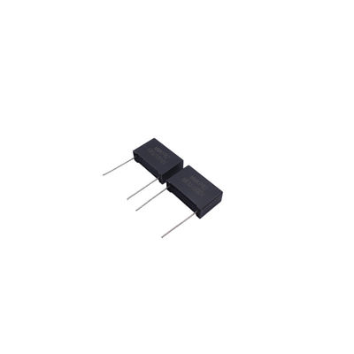 Grauer metallisierter Polypropylenfilmkondensator MMKP82 0,0022uF~10uF Radial durch Loch Montage